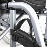 Cadeira de Rodas D600 Dellamed - Tamanho 40cm