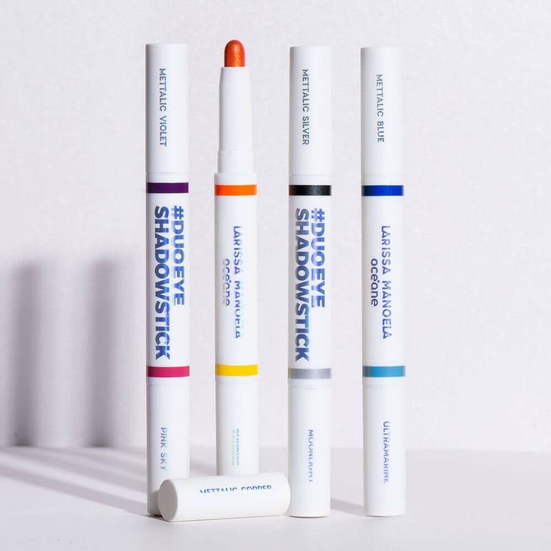 Océane - Sombra em Bastão Dupla Rosa e Violeta - Larissa Manoela - Duo Eyeshadow Stick Pink Sky And Metallic Violet - 2,4g