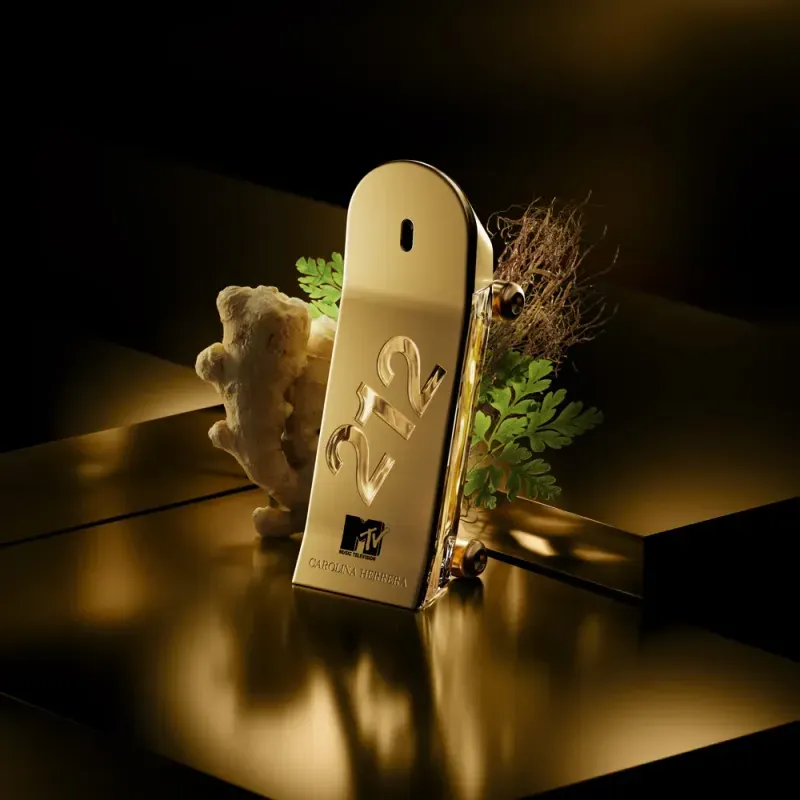 Perfume 212 Men Heroes MTV Eau de Toilette Masculino Carolina Herrera 90ml