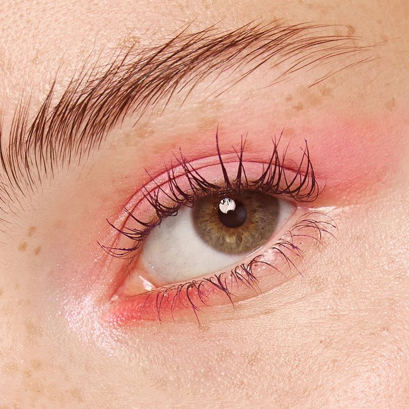 Essence Harley Quinn Máscara de Cílios Colorida 01 Roxa